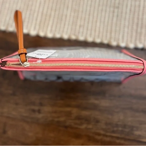 NWT Coach Coral Wristlet - Picture 3 of 4